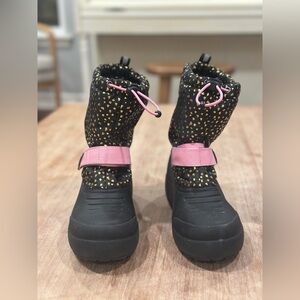 3M Black and Pink Snow Boots with Gold Accents. Size 4